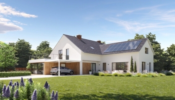 Maison moderne avec panneaux solaires et grand jardin