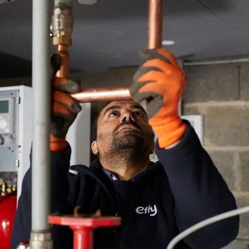 Artisan Effy intervient sur un chauffage